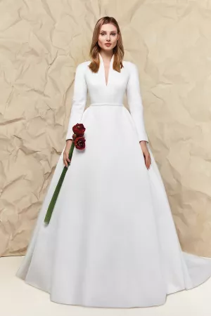 Koonings Trouwjurk Jesus Peiro 2400 Bruidsmode Hochzeitskleid Bridal Dress