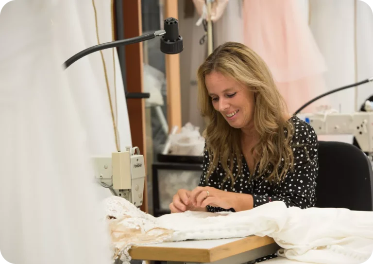 Retouches de la robe de mariée