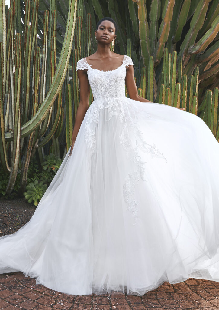 Pronovias Fashion Group Bromo
