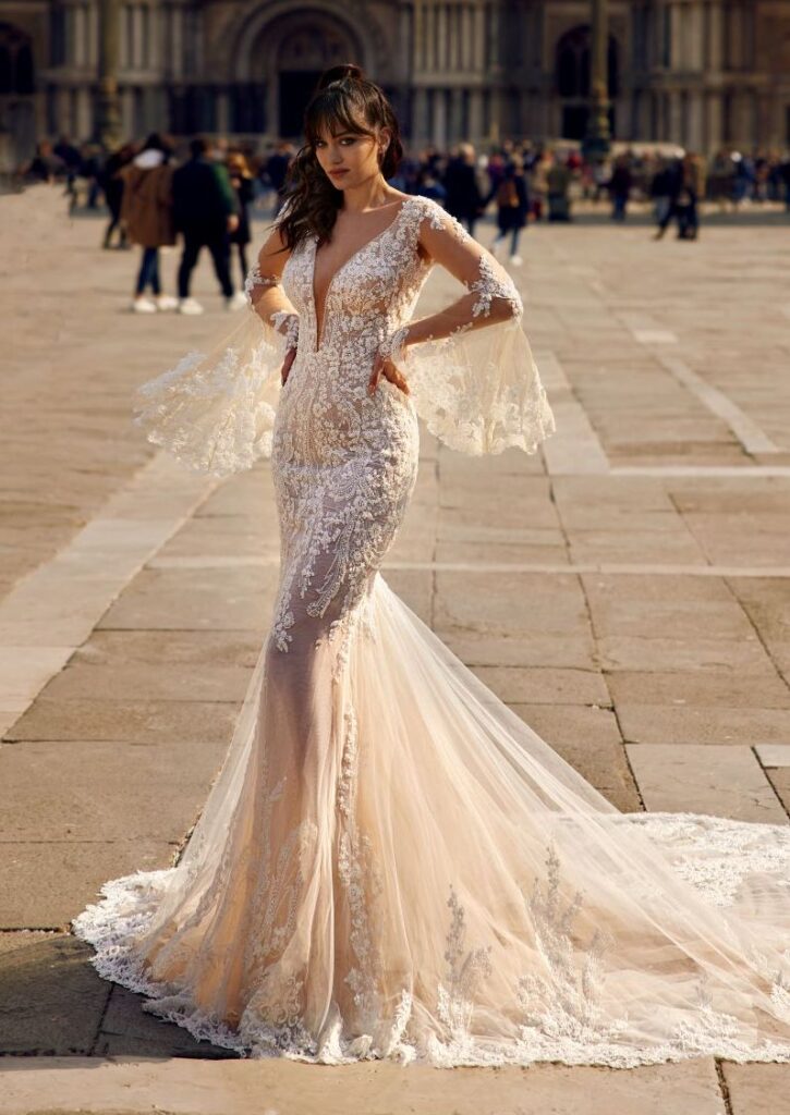 Estee Bade 3022