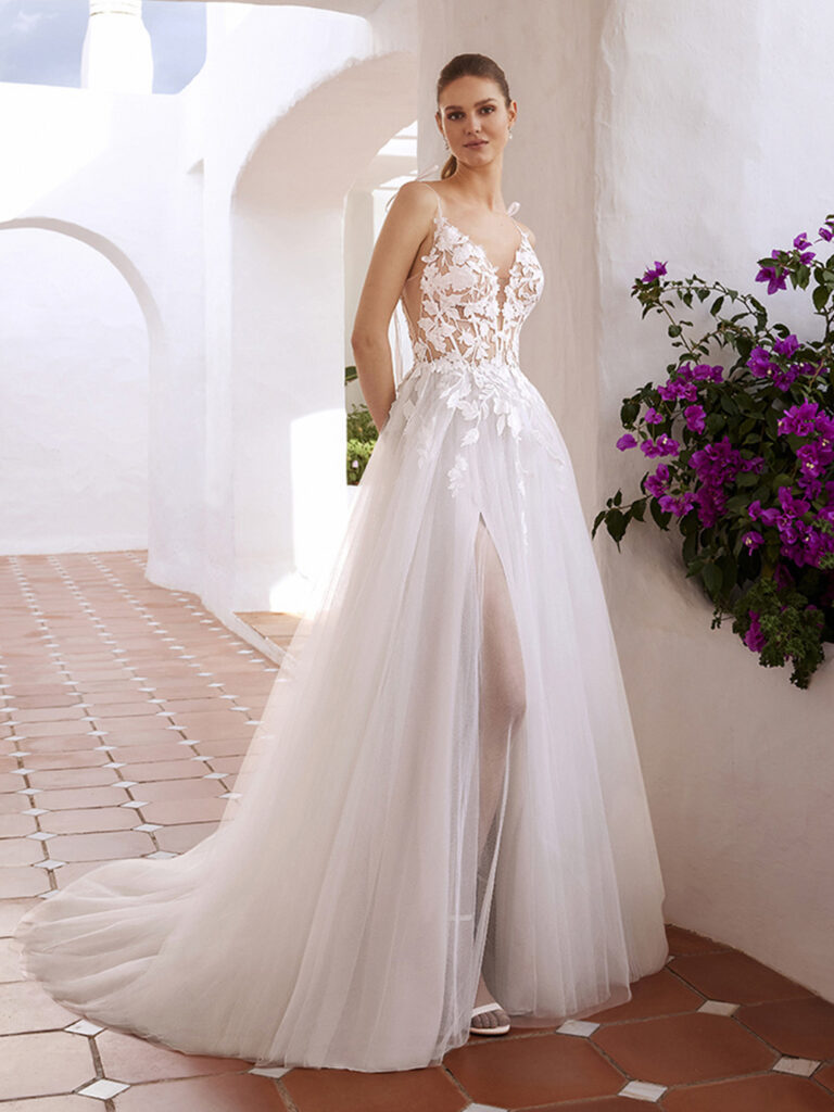 Enzoani Love Collection Clover