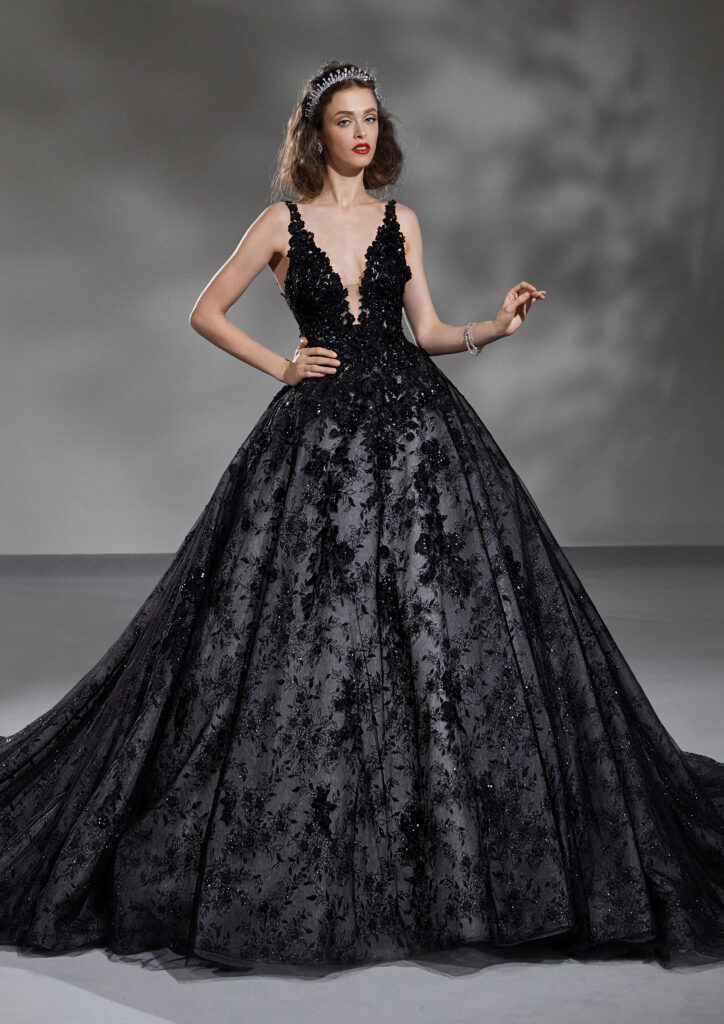 Alta Moda by Demetrios AM40
