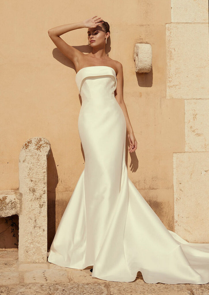Le Papillon by Modeca Ermaine