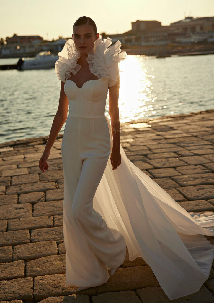 Le Papillon by Modeca Euphoria
