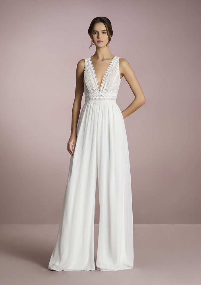 White One by St. Patrick Ito W1125BO1
