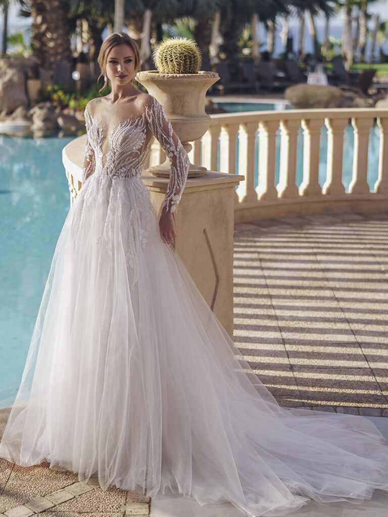 Enzoani Blue collection Shelli-L