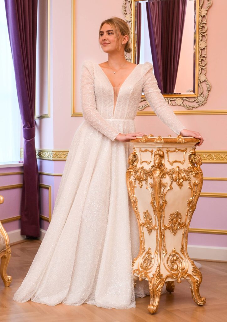 Ramona Koonings Couture KN2562 Corine
