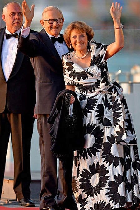 Prinses Margriet in een ontwerp van Addy van den Krommenacker