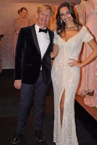Romy Monteiro in een ontwerp van Addy van den Krommenacker