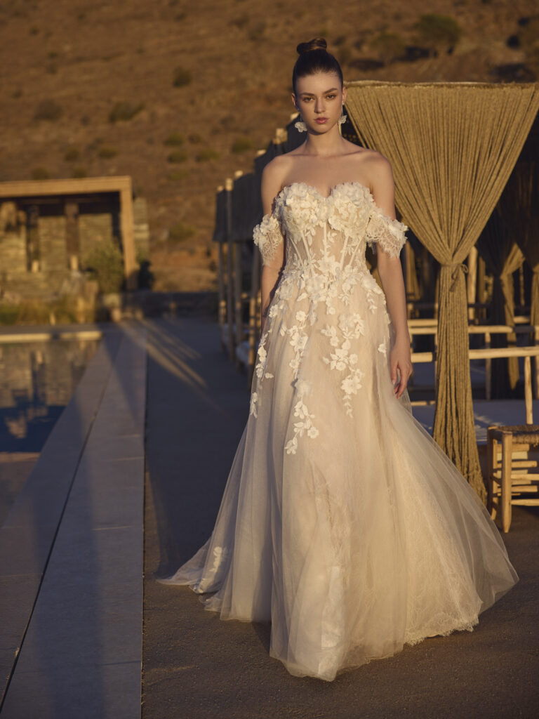 Le Papillon by Modeca Halia