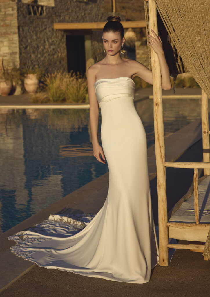 Le Papillon by Modeca Harva
