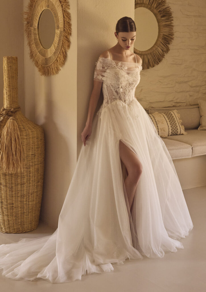Le Papillon by Modeca Hazan