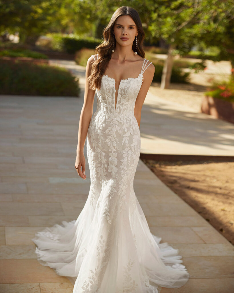 Adriana Alier Semira 1N230ENJ00P1420