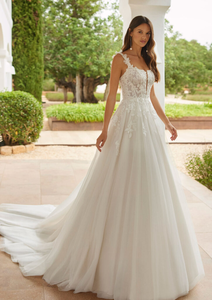 Adriana Alier Sindy 1N143TULGEP1400