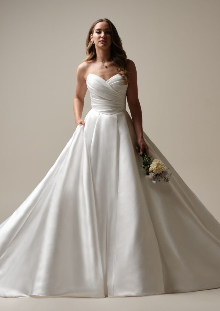 Maggie Sottero Designs Aubrielle Marie 25MK366A02 + bow BWB25MK366000