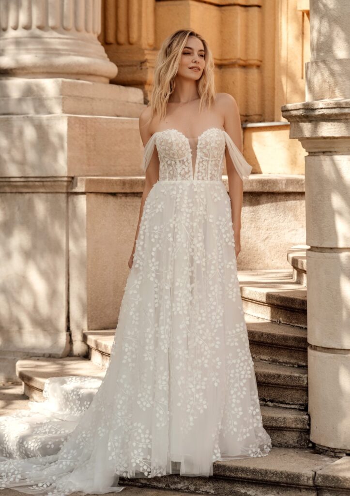 White April by Cizzy Bridal WA22813-1Z