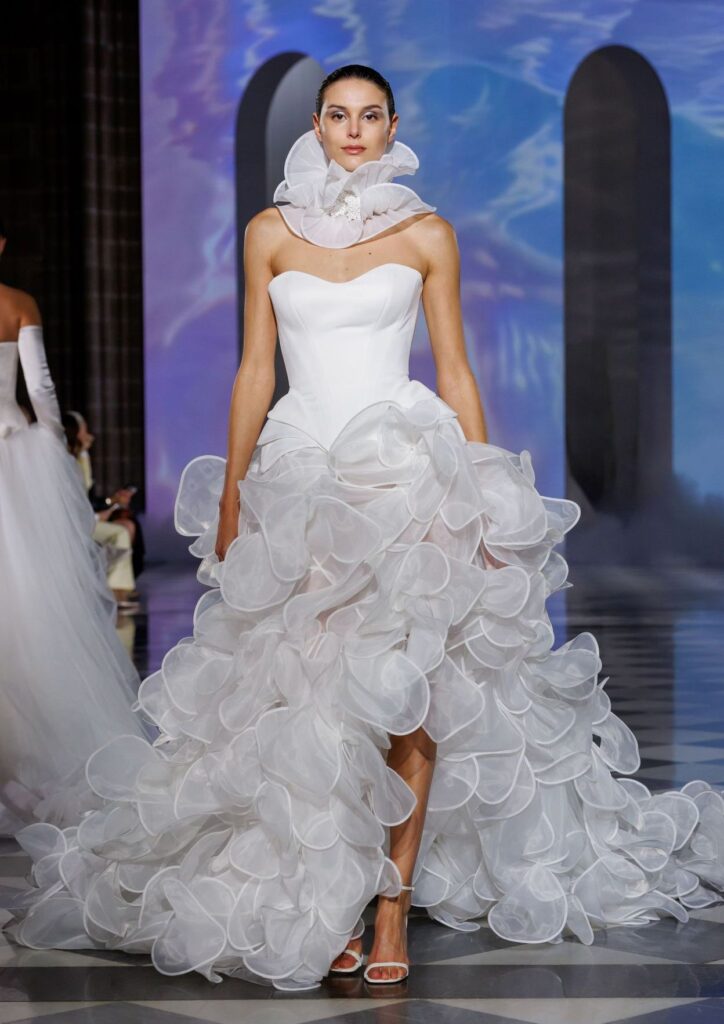 Milla Nova Marevia corset + skirt