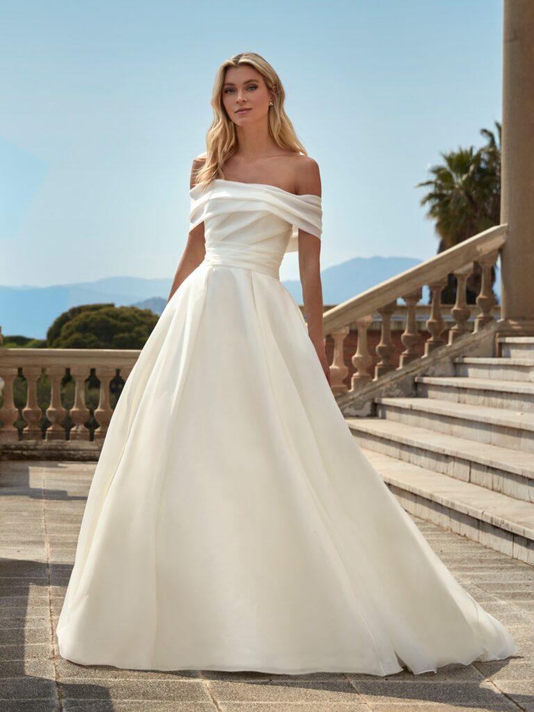 Pronovias Fashion Group Ainsley PR126IP1