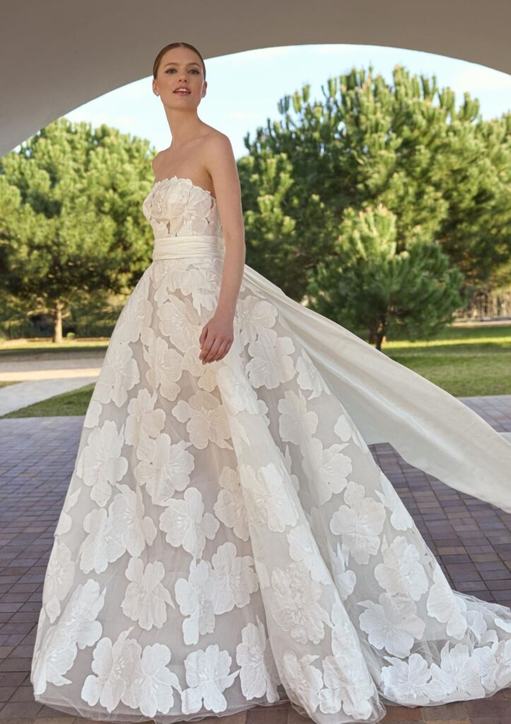 Pronovias Fashion Group Sorany PR126GL1