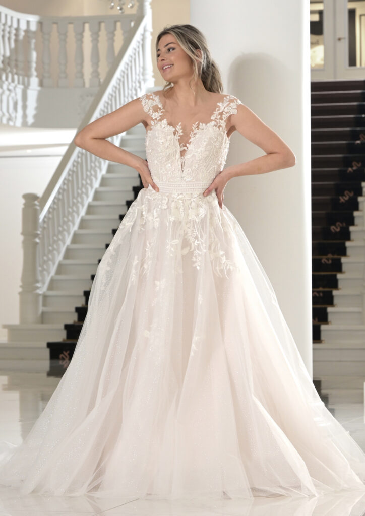 Ramona Koonings Couture RH202213 Denise