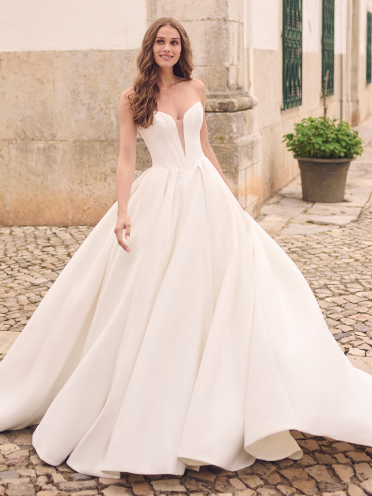 Maggie Sottero Designs DERRICK (23MS723A01 – Plunge Neckline)