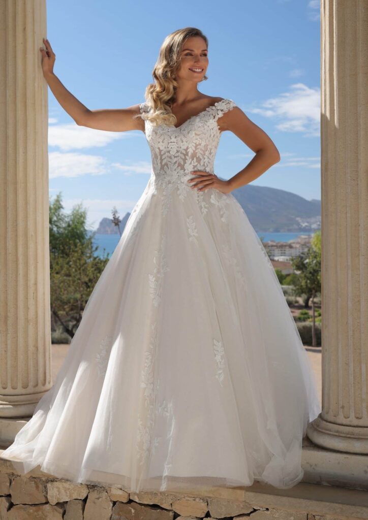 Azuree Bridal Aspen 426.0381