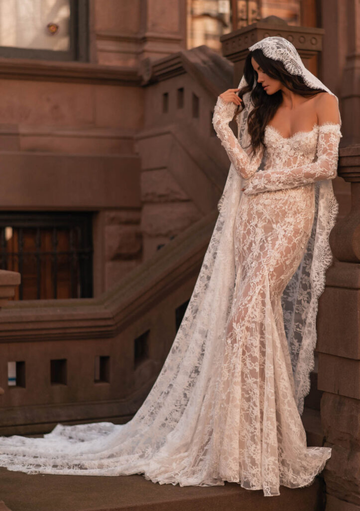 Berta Bridal 02/25