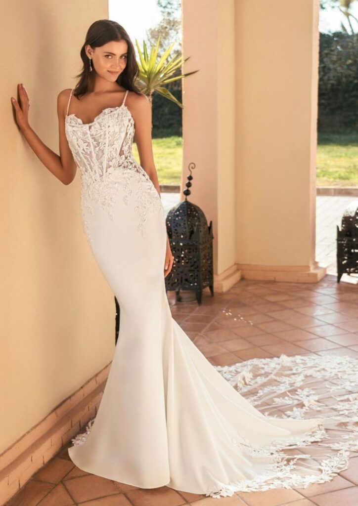 Enzoani Blue collection Umora