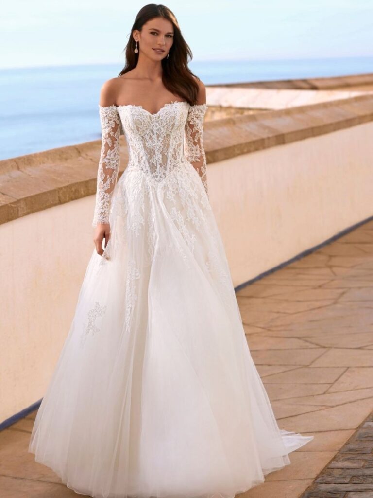 Enzoani Love Collection Faiza
