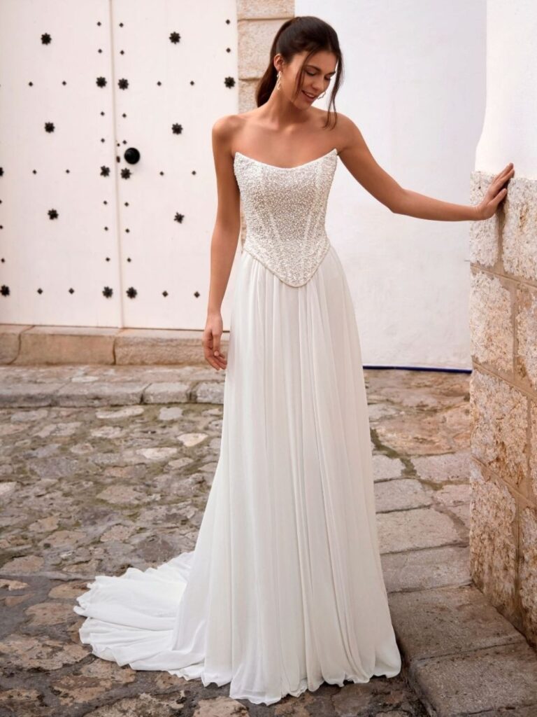 Enzoani Love Collection Fenora-B