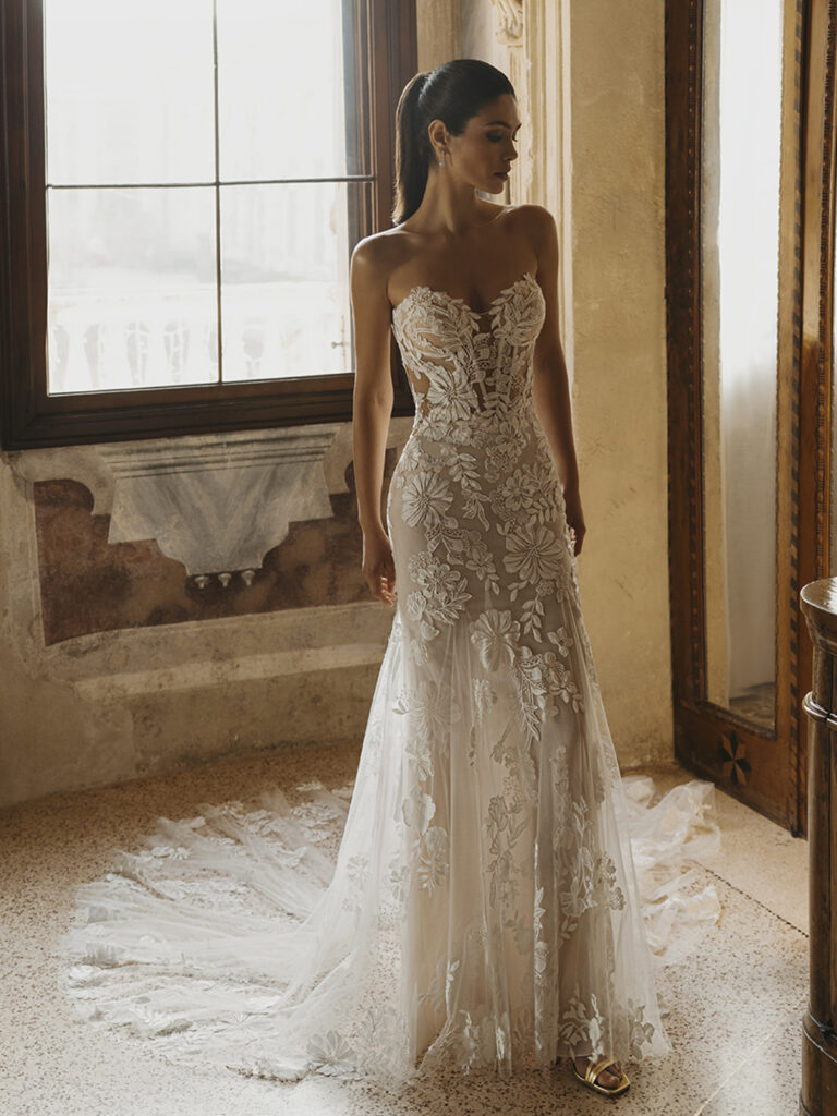 Enzoani Pen-Liv Cassandra