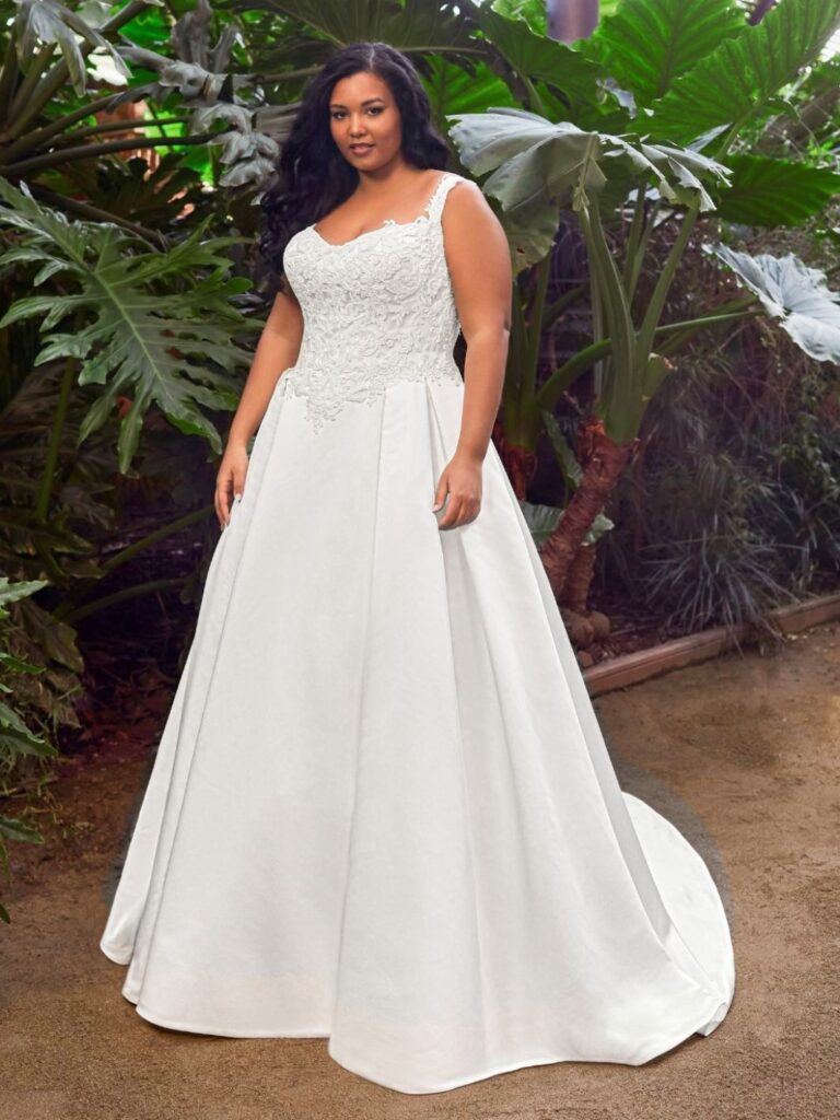 Enzoani Portrait Glorielle