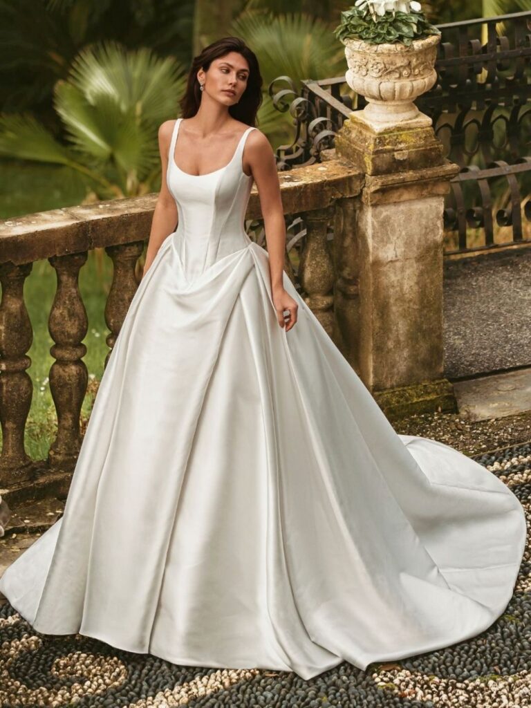 Enzoani Wisteria-M