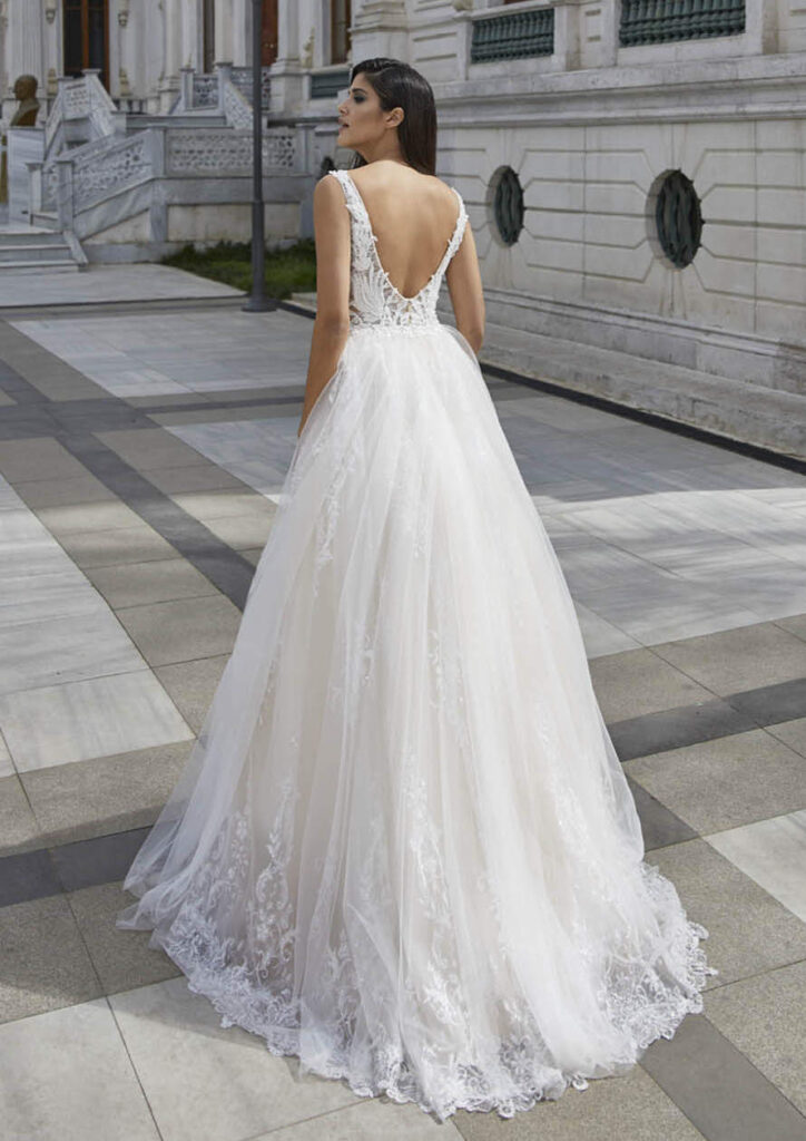 Estee Bade 47177