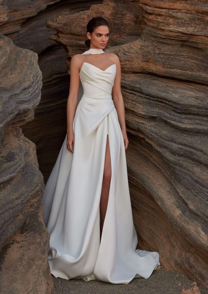 Milla Nova Danessa (with slit)