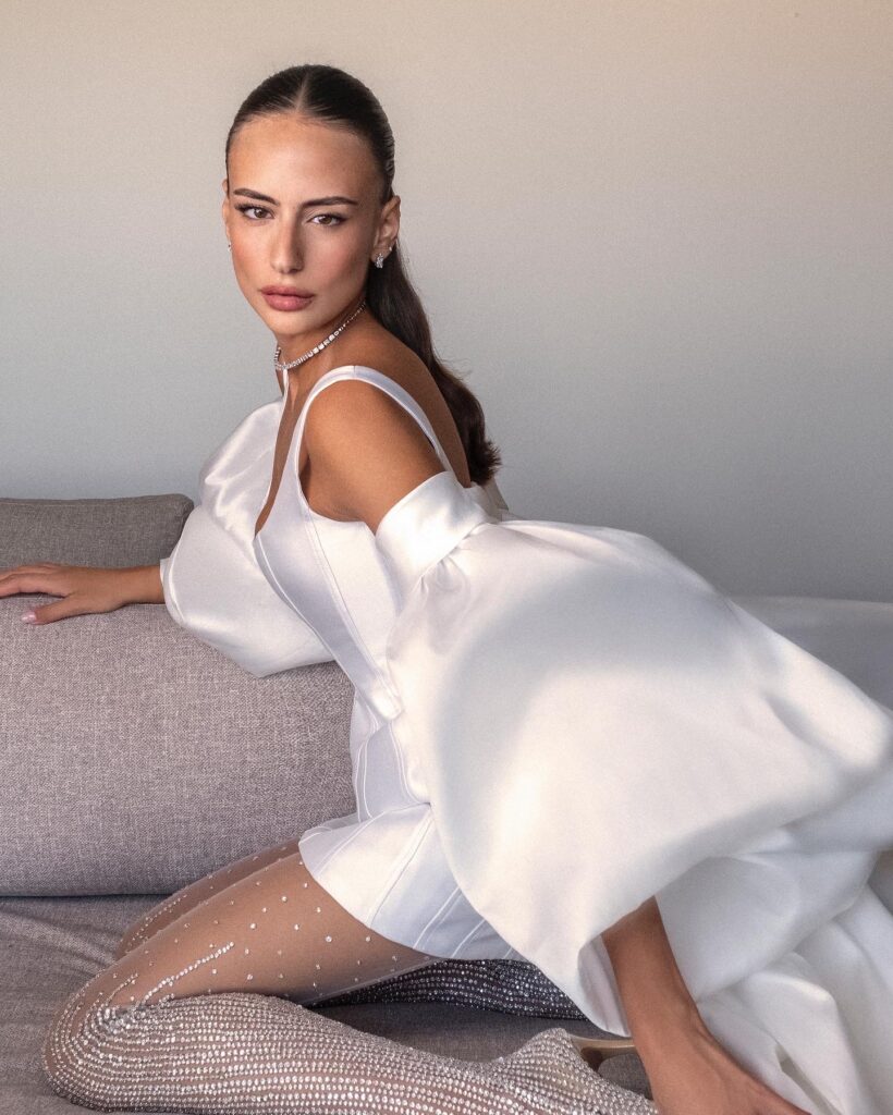 Muse von Berta 23-117