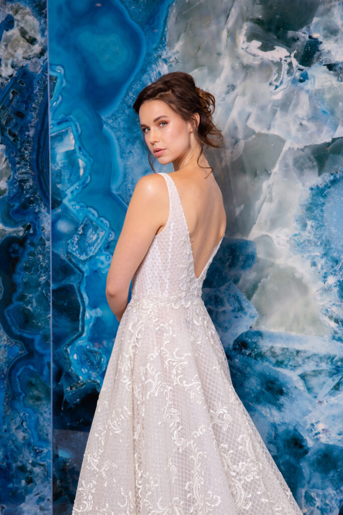 Ramona Koonings Couture KN1914 Nora