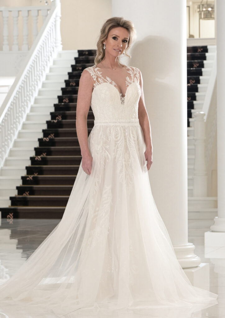 Ramona Koonings Couture KN2368 Hanover