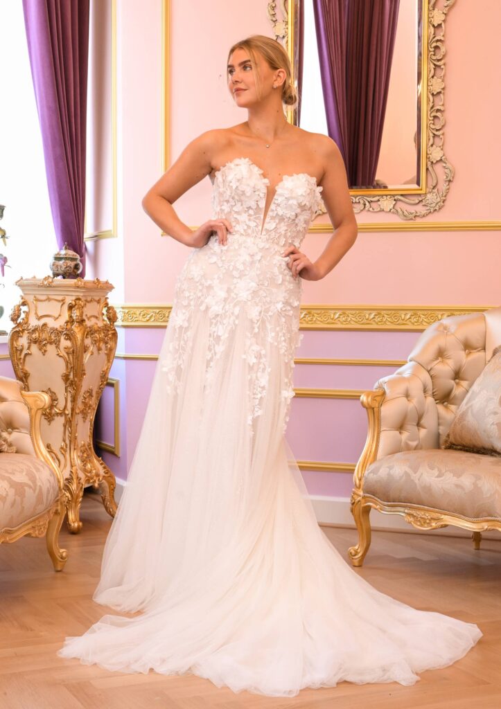 Ramona Koonings Couture KN2508 Oprah